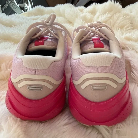 Brooks Empower Her Ghost Max 2 Running Shoe Sport Fuchsia/Orchid/White Sz 10 - Picture 7 of 14